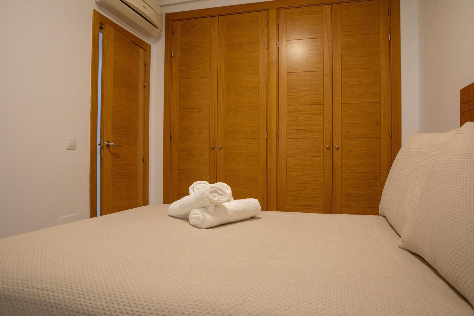 Apartamento Padilla & Romero Fuengirola Bagian luar foto